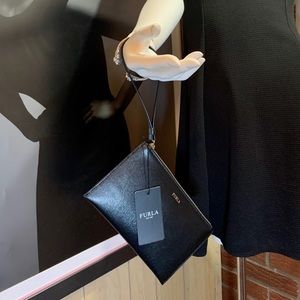 Furla Wristlet / Pochette NWT & Dustbag